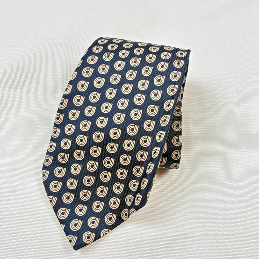 VTG Chipp Silk Tie Navy Geometric Design Ivy Trad USA
